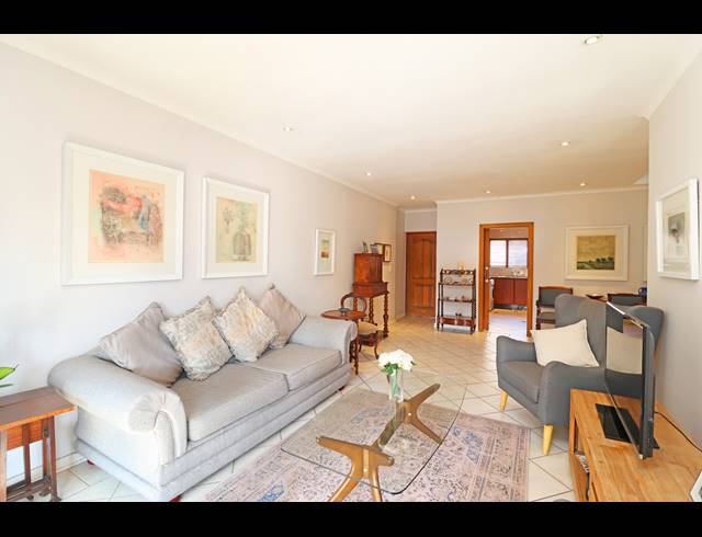 3 BEDROOM APARTMENT FOR SALE IN WAVERLEY